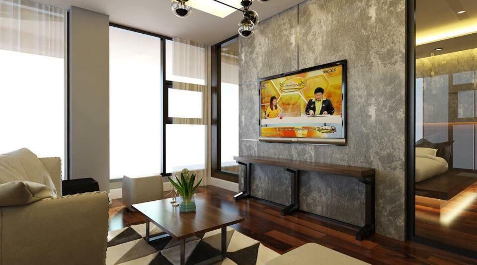 Hotel Alvarez Buriram