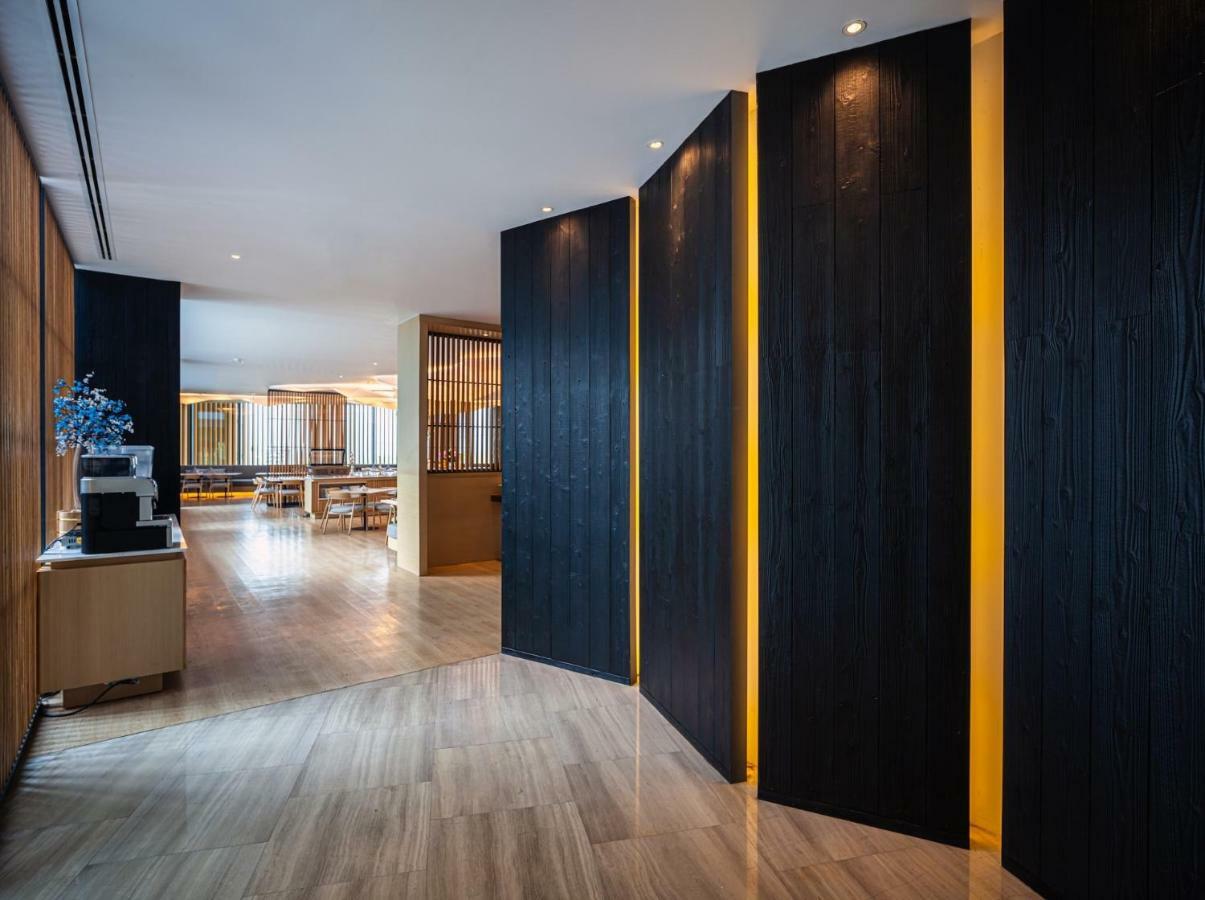 Hotel Arize Sri Racha 5*