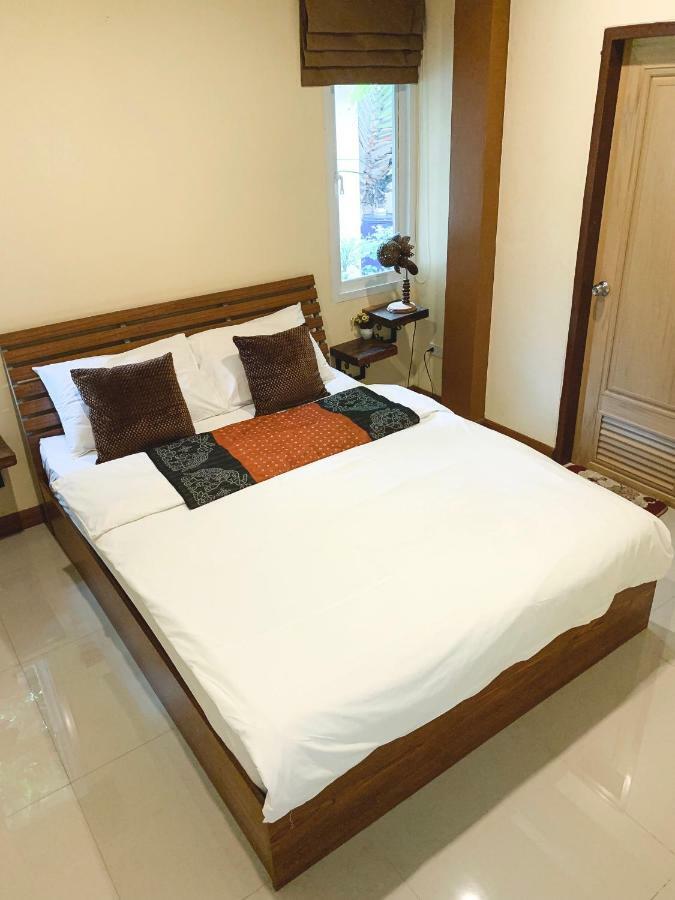 Baan Sooksiri Bangsaray 3*
