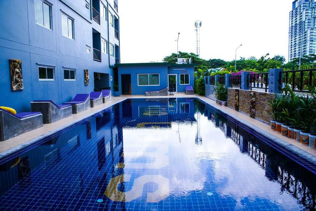 Apartment Trio Gems Pattaya, Thailand