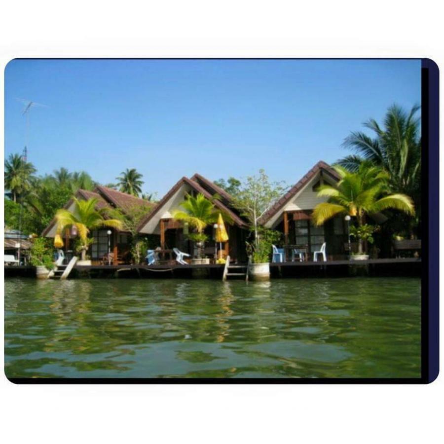 Resort Baan Mai Chai Khlong Amphawa