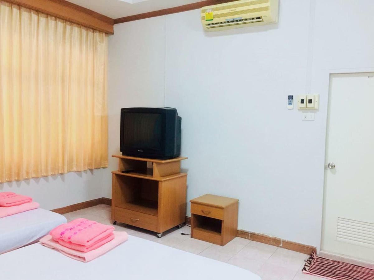 Hotel Cathay 2*