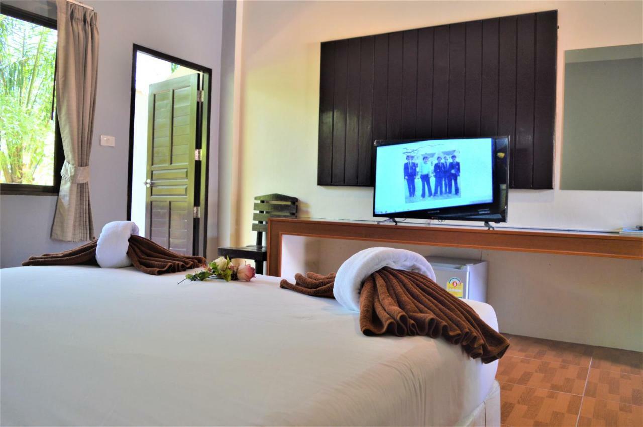 B Square @ 3* Khanom