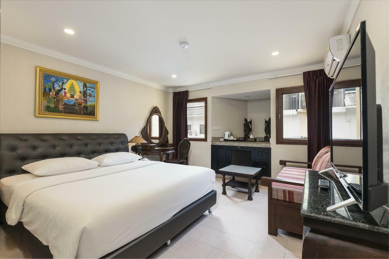 The Ambiance Hotel 3*