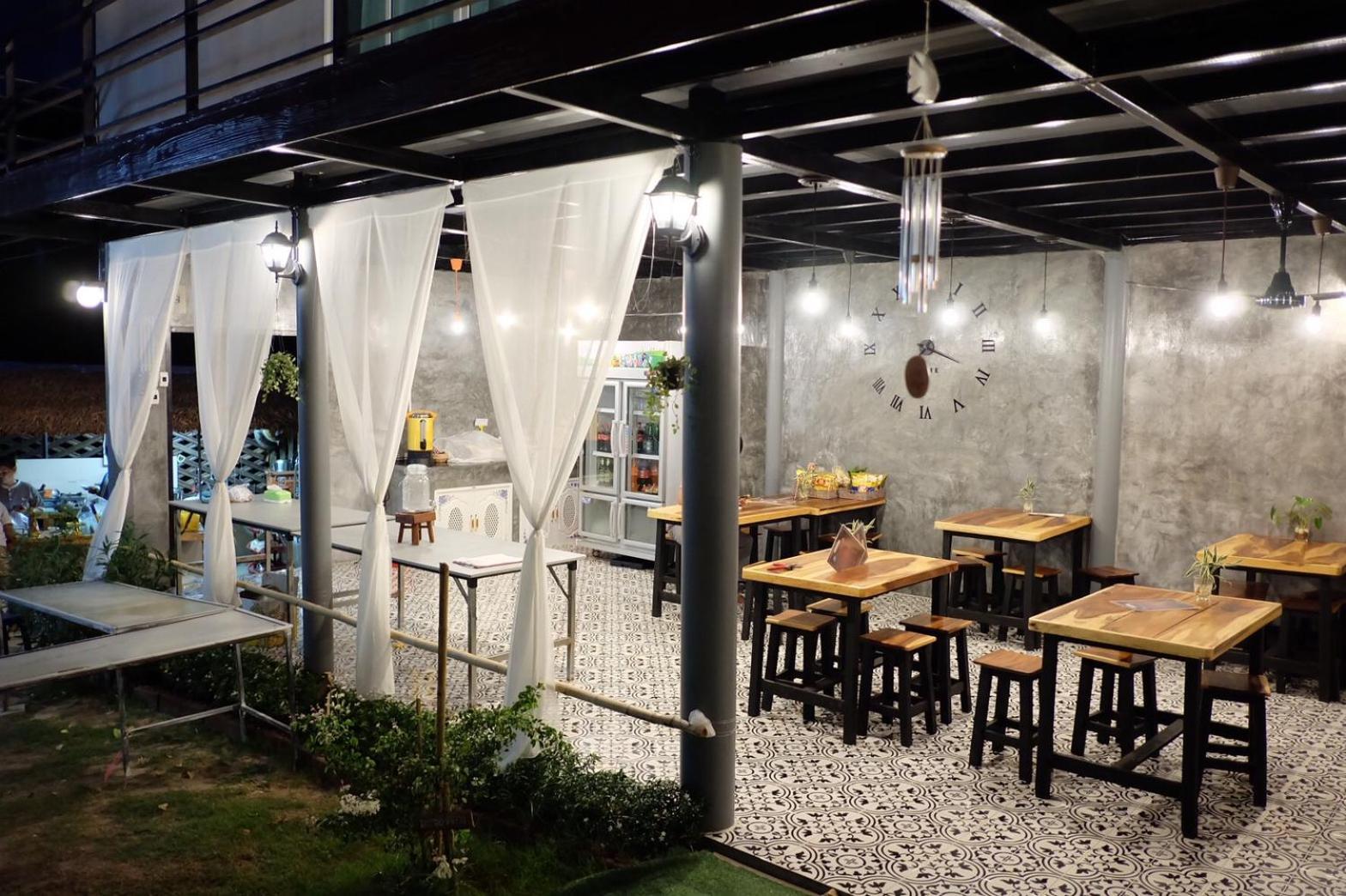 Guest house Baan Mai Hom Suan Phueng