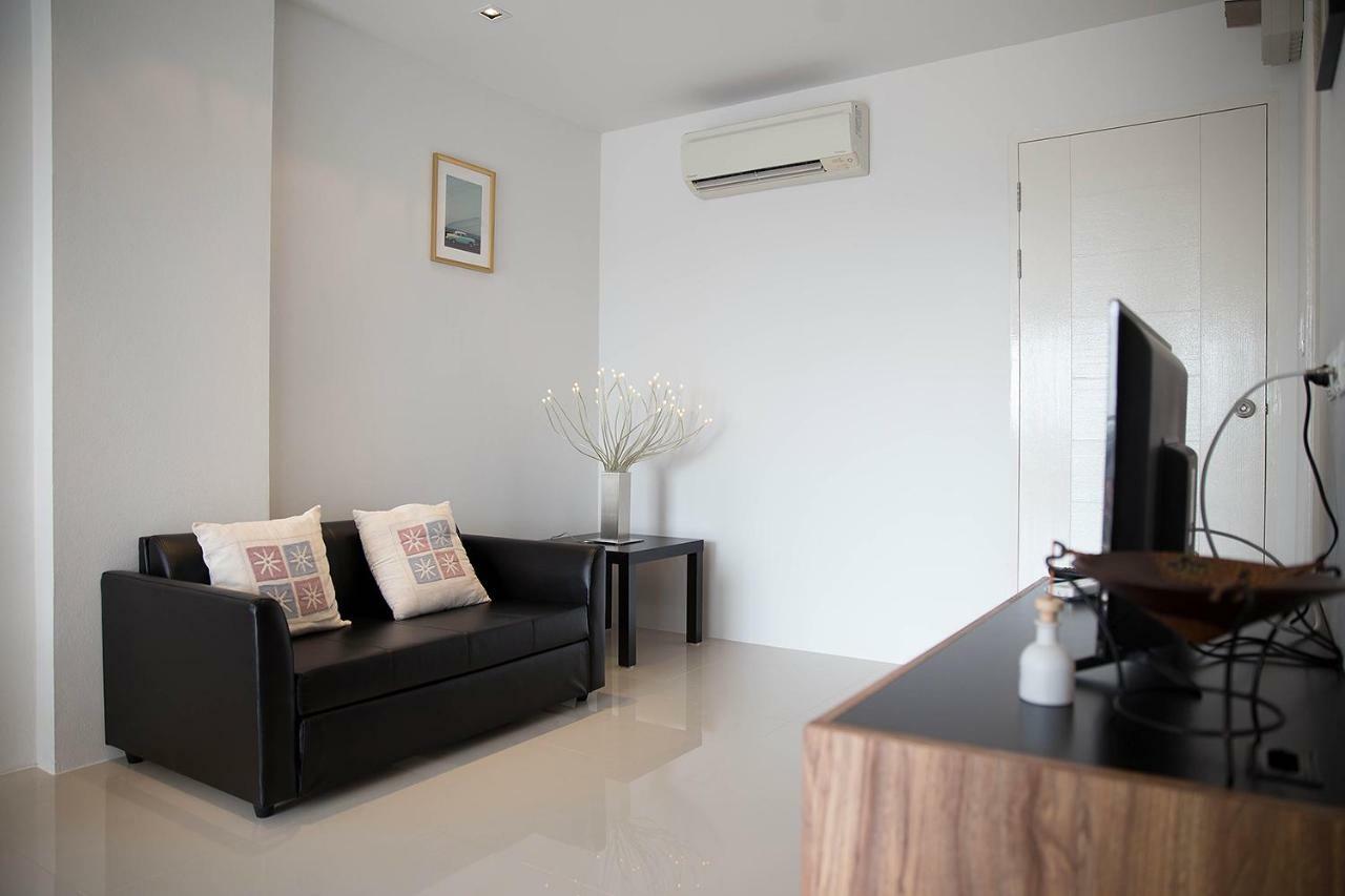 Mosaic Condominiuma62m By Malai Apartment