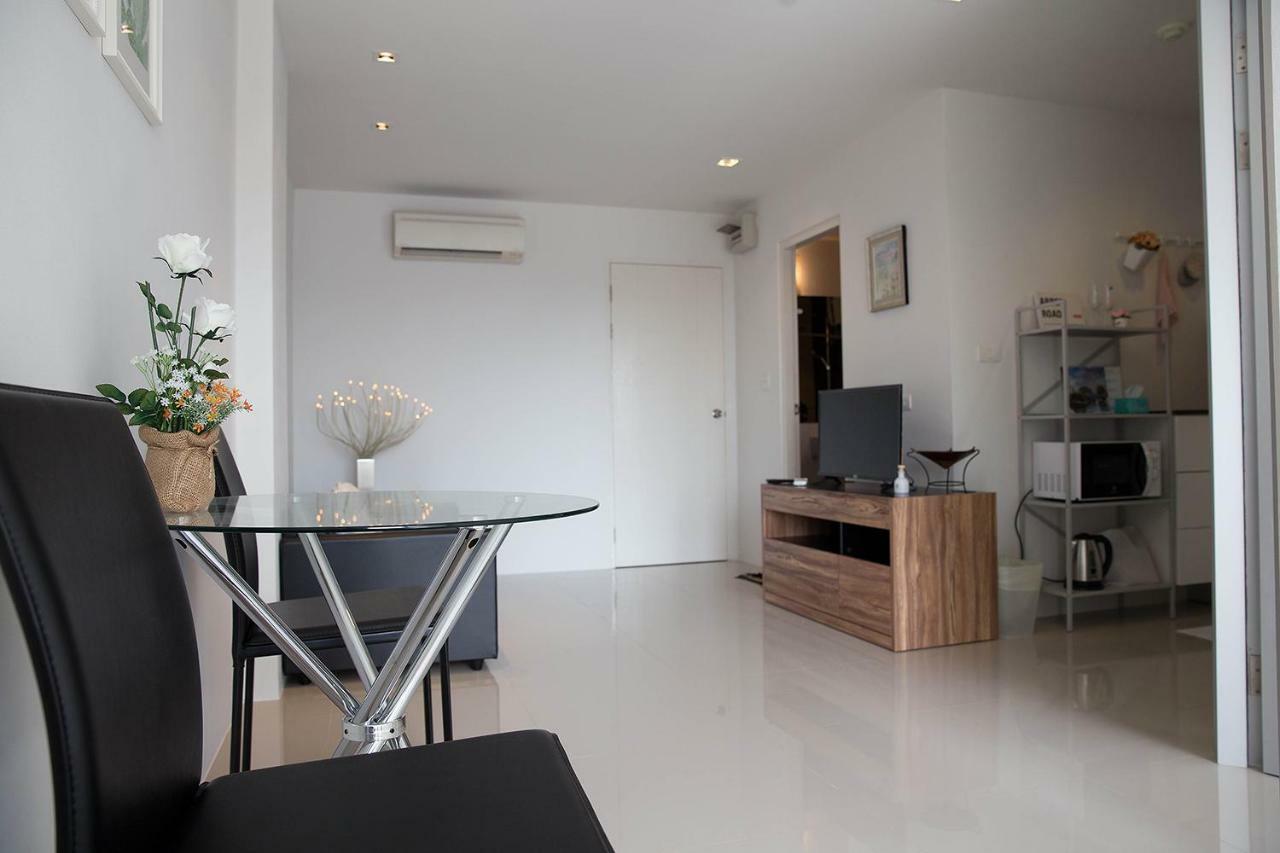 Mosaic Condominiuma62m By Malai Apartment