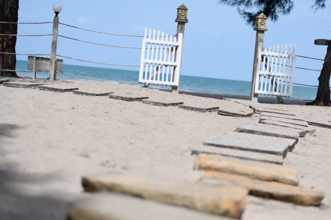 Baan Kratom Tong By The Sea
