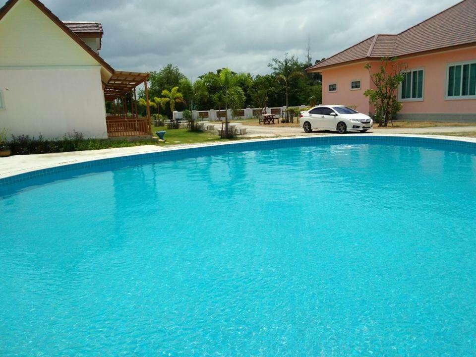 Resort Thitinaddharesort ธิตินัดดา Hua Hin
