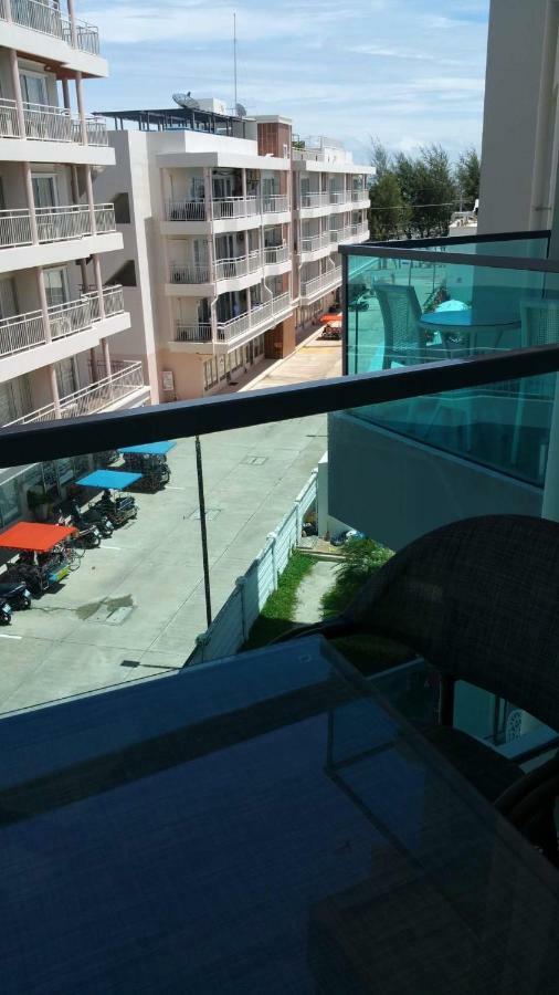 Grand Blue By Mary Apartment