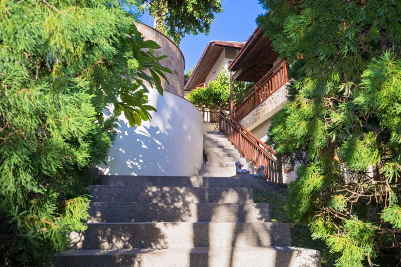 Liu Villa