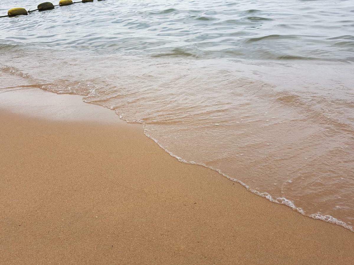Apartment Kuno - 2br, Beachfront *