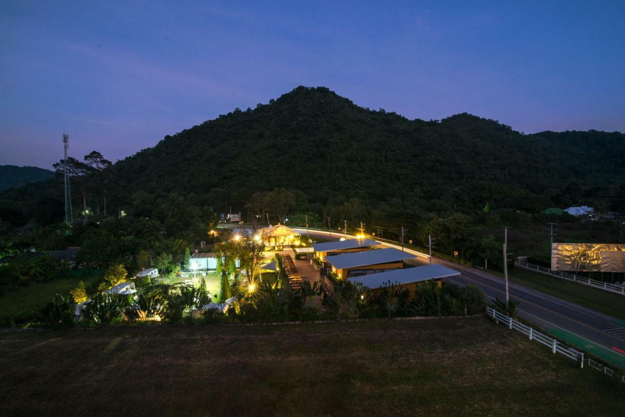 Bann Khaoyai Pak Chong