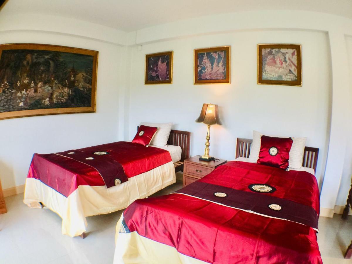 Gumbie House Bed & Breakfast Fang
