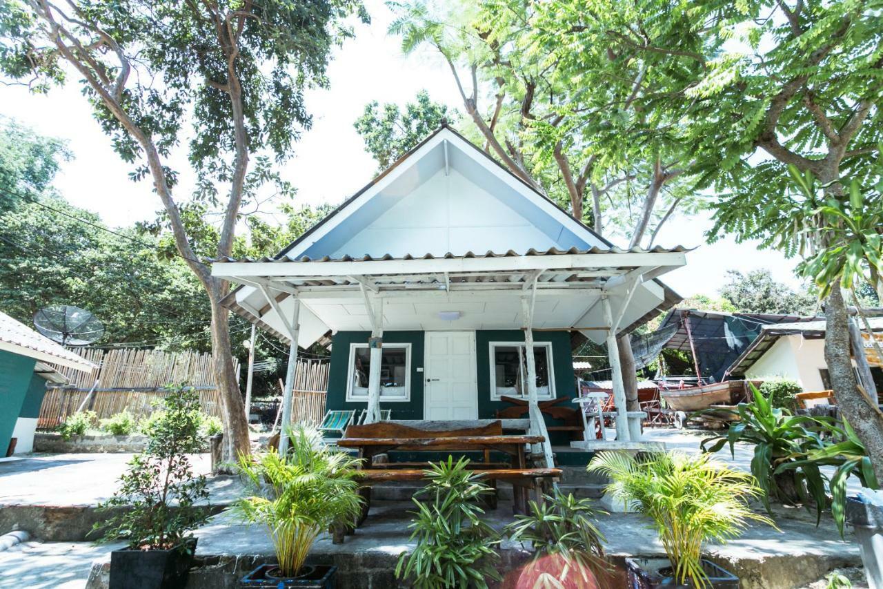 Apache Loongdum Koh Samed Guest house