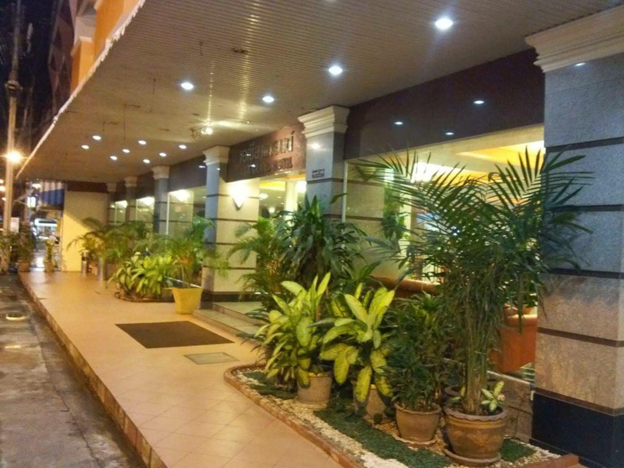 Hotel Grand