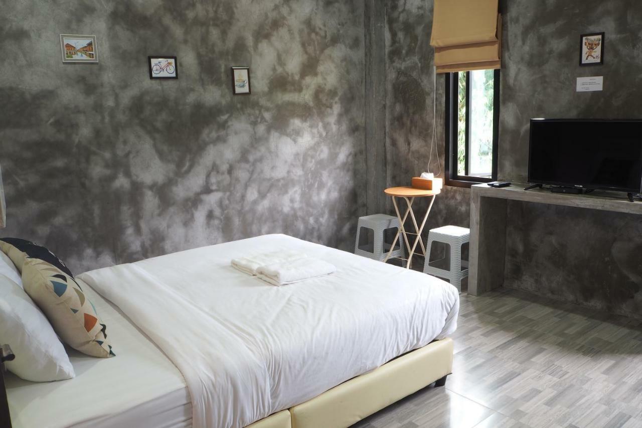 บ้านแก่งรีสอร์ท Chiang Khan