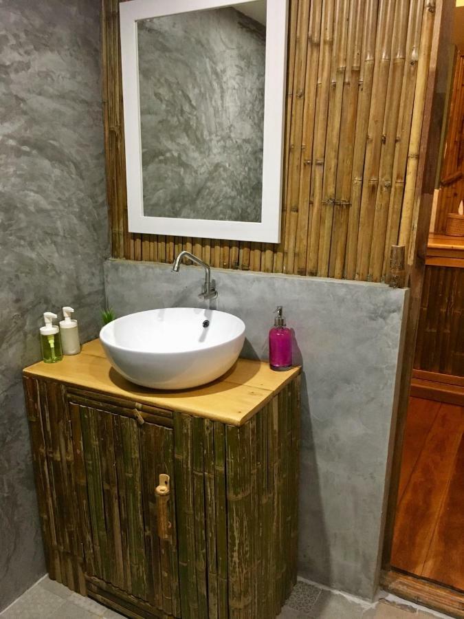Kalulushi Ko Pha Ngan