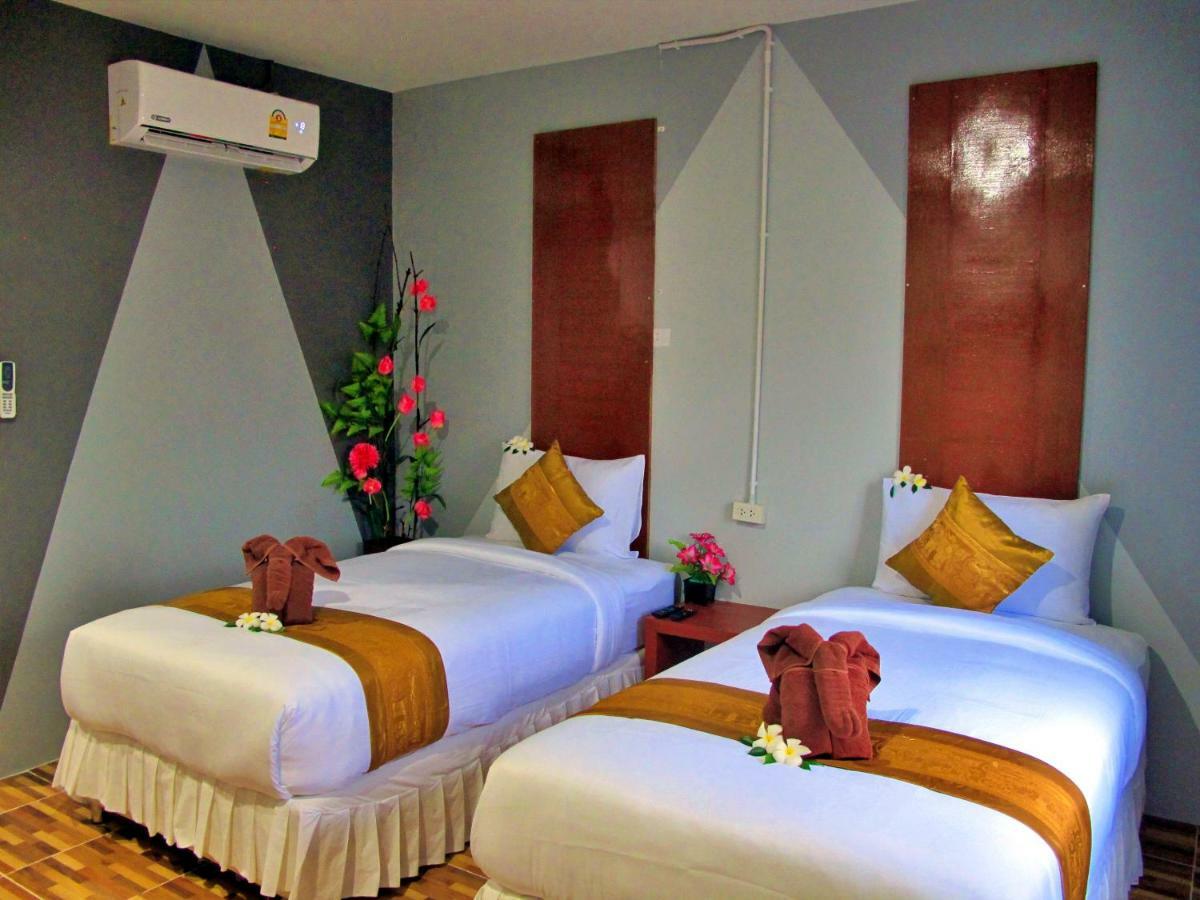 Chawlay Guest house 2*