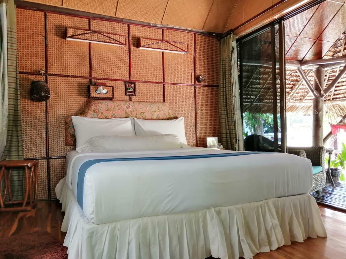 Guest house Fisherman's Hut , ขนำชาวเลโฮมสเตย์ Pak Meng