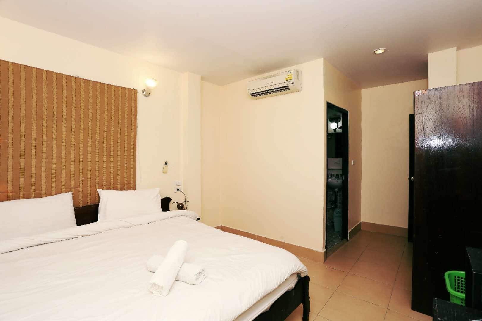 Zodiac Hotel 2*