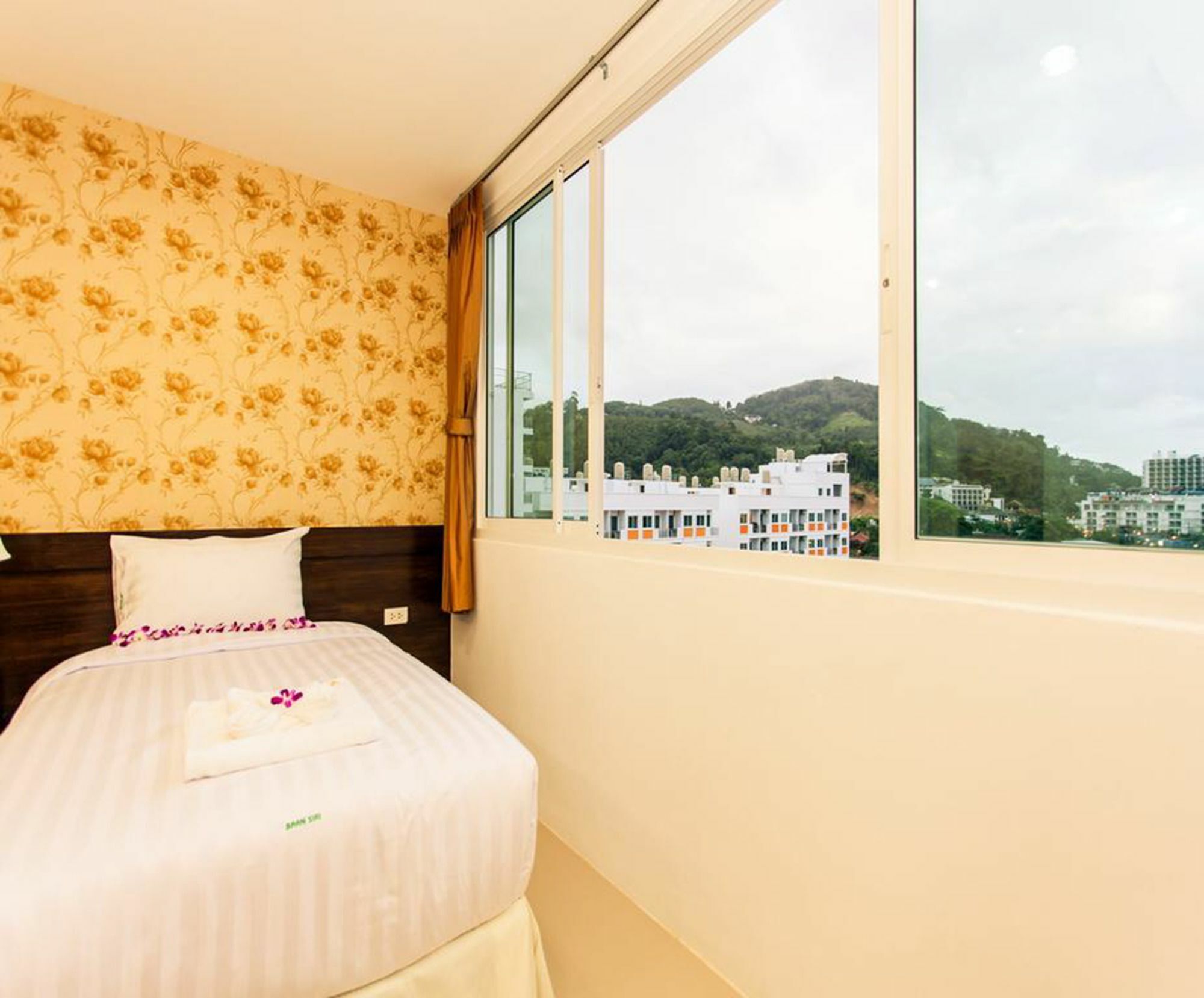 Siri Place * Patong
