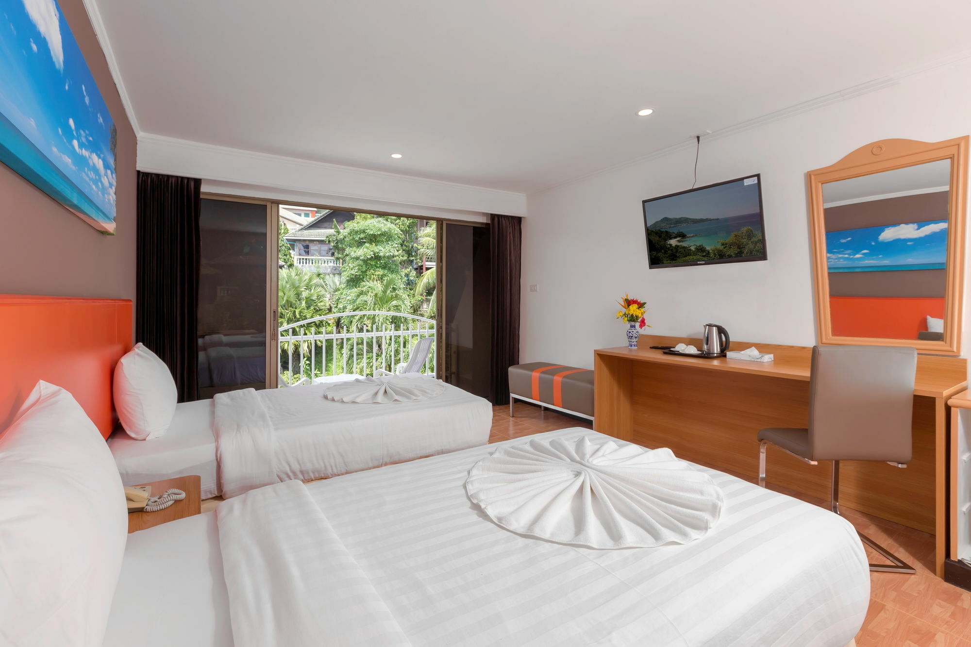 7days Premium Phuket 3*