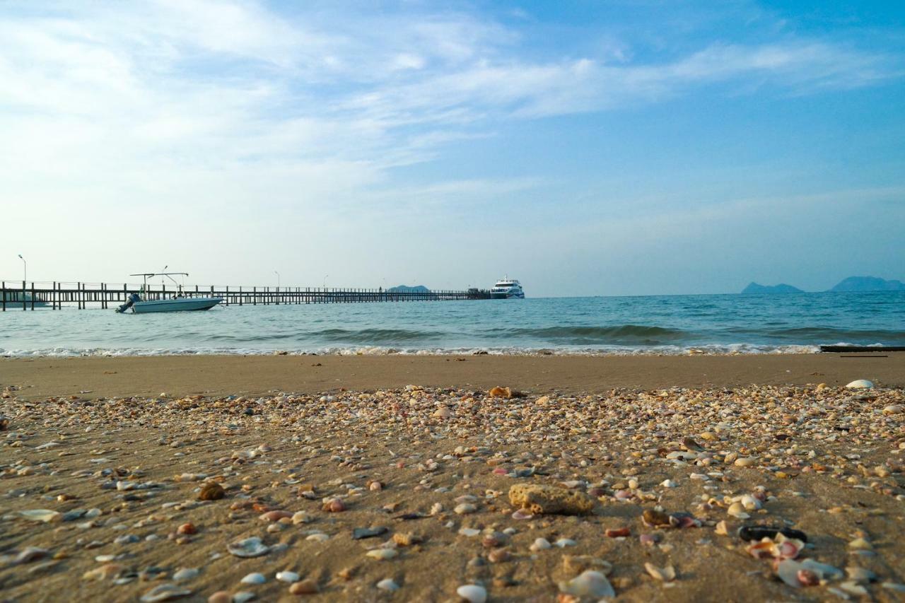 Baan I Talay บ้านไอทะเลชุมพร 2* Chumphon