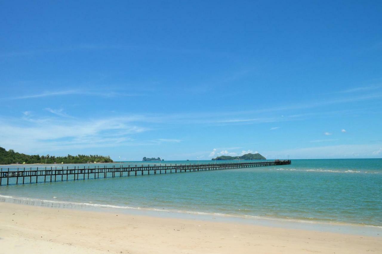 Baan I Talay บ้านไอทะเลชุมพร Hotel
