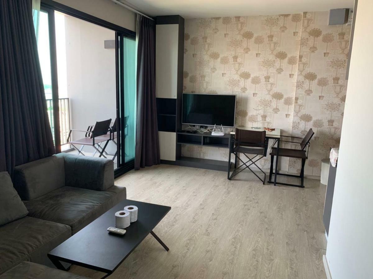Apartment The Base Pattaya