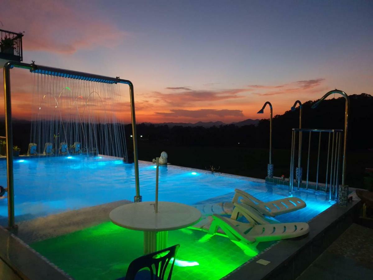 Chef Nirvana Pool * Phayayen