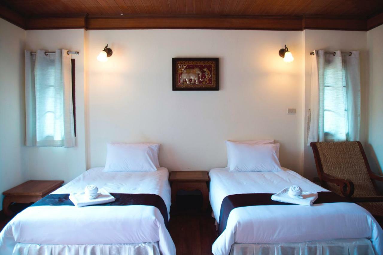 Andaman & Hotel 2*