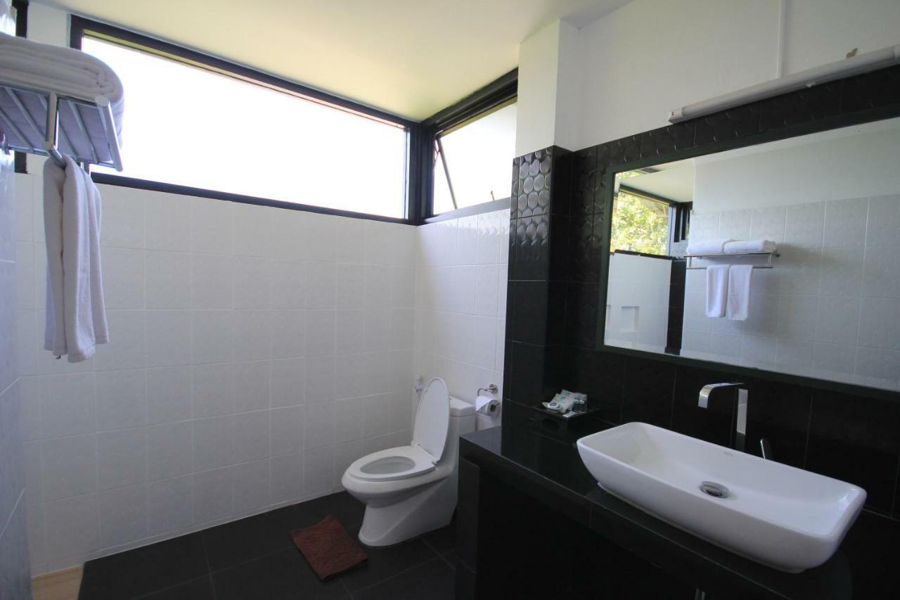 Reewa Waree Resort 4*