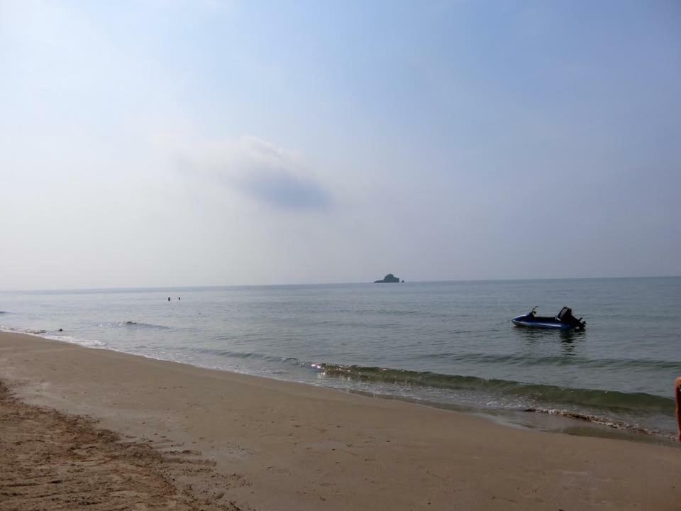 Apartment Grand Blue 509 Mea Phim Beach, Klaeng, Rayong, Thailand