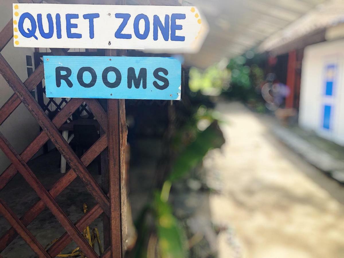 Adang Sea Divers & Eco Lodge Lodge