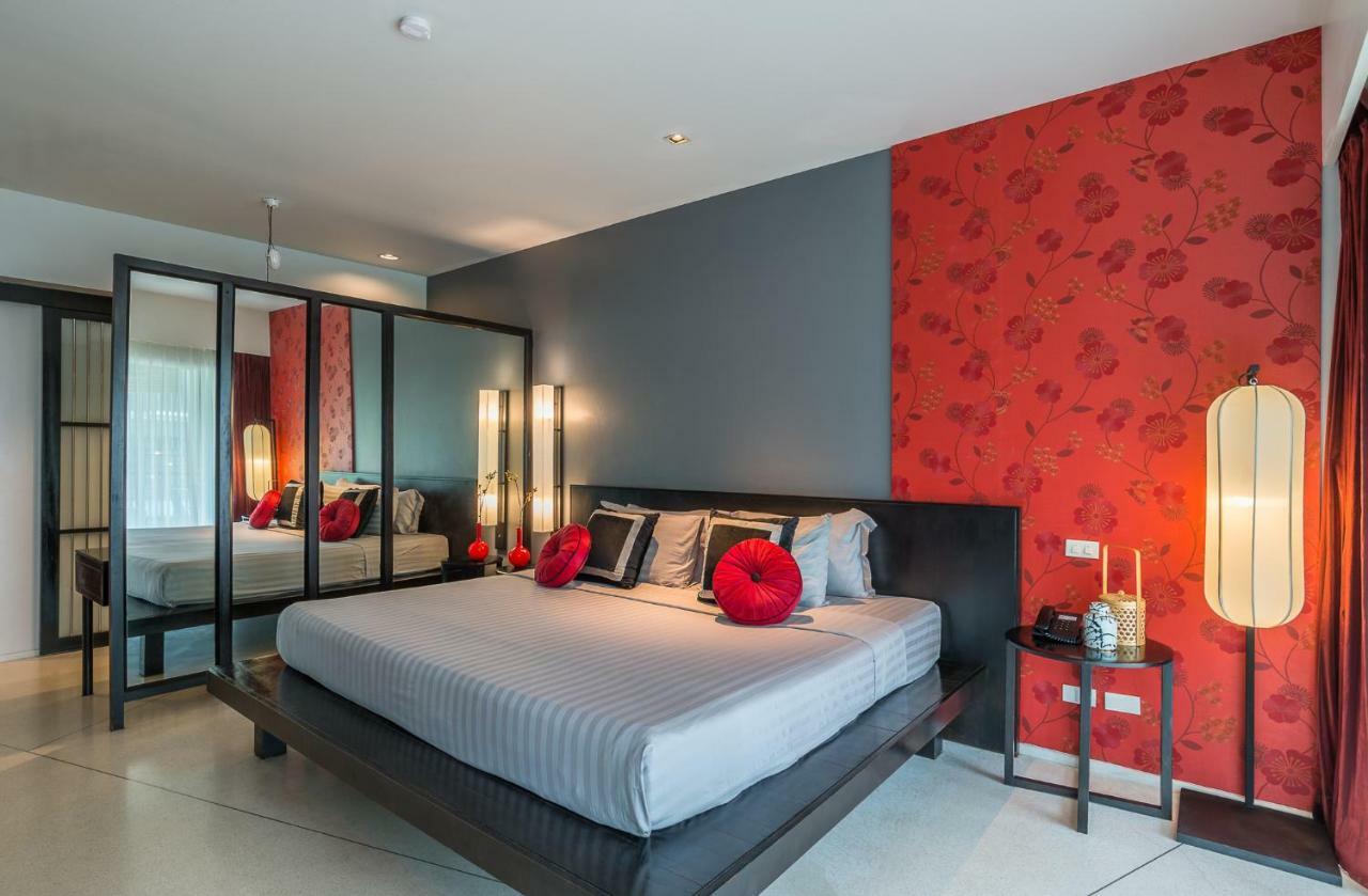 Red Ginger Chic - Sha Extra 4*
