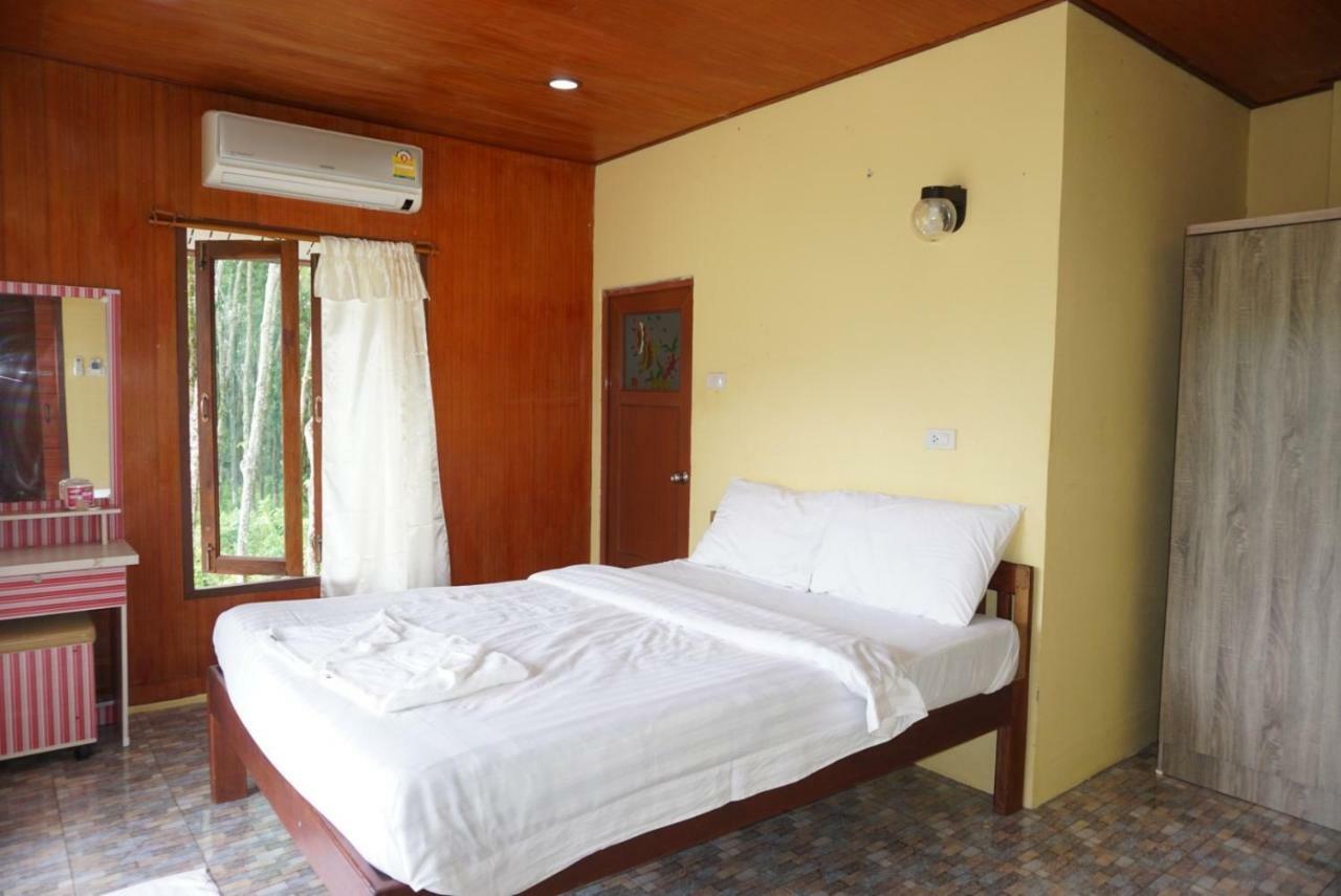 Mookanda * Ko Yao Noi