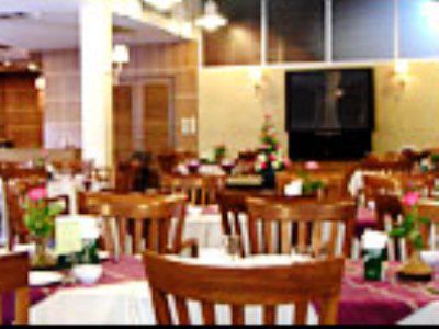 Hotel Dhevaraj 3*