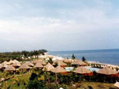 Bann Pae And 3* Klaeng