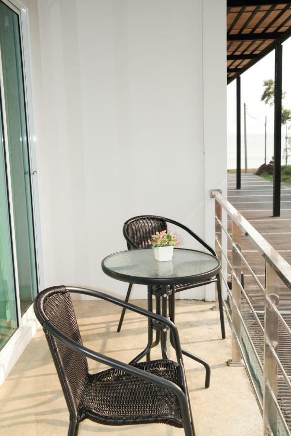 Hotel Baan I Talay บ้านไอทะเลชุมพร Chumphon