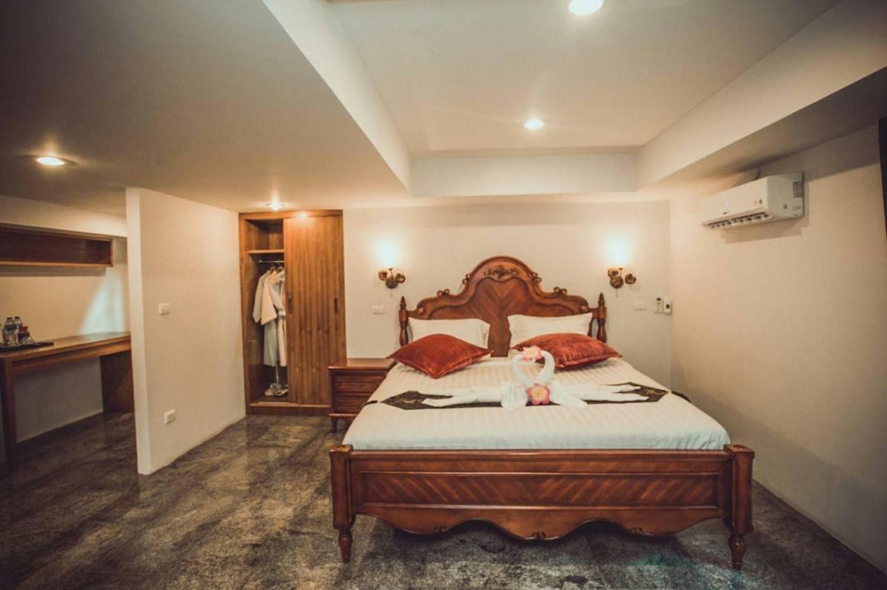Villa Sasitara Thai