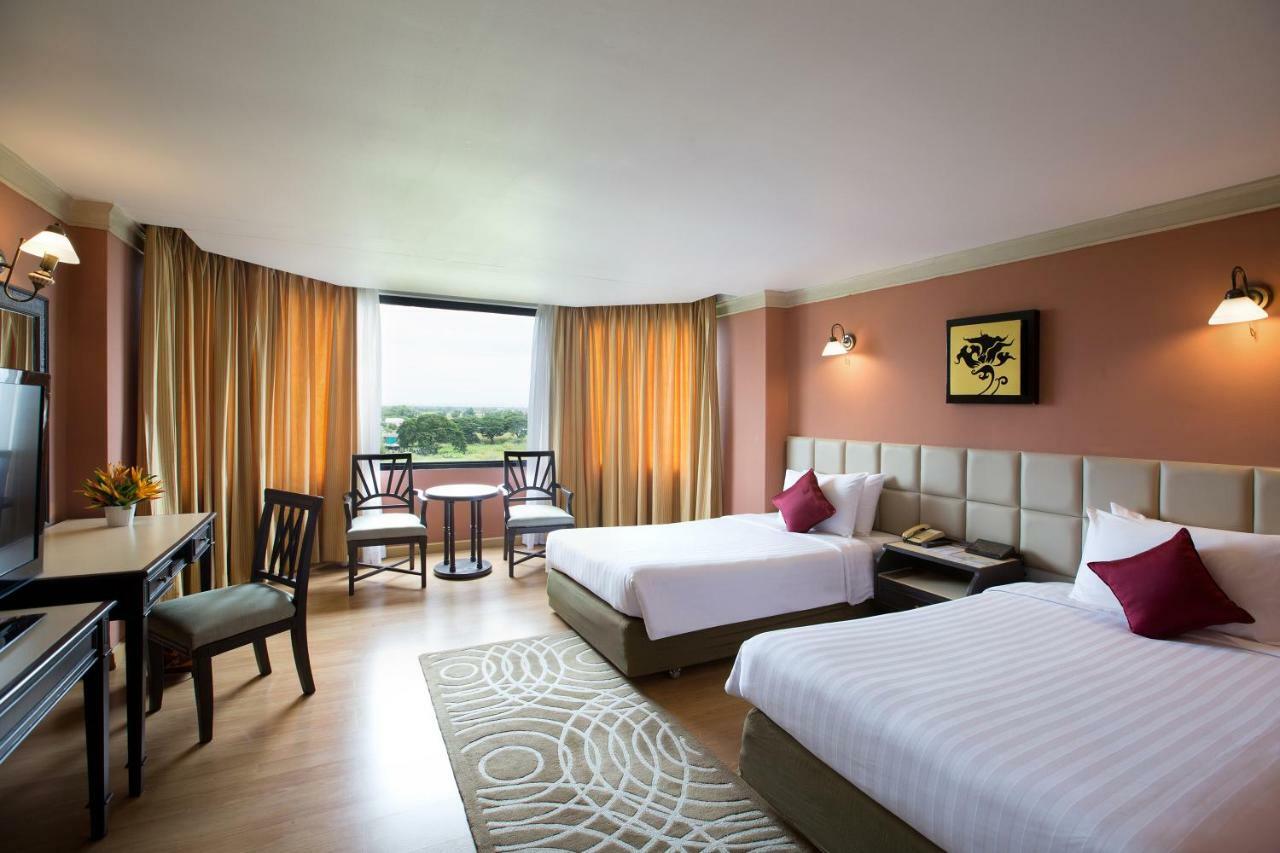 Hotel The Imperial & Convention Centre 4*