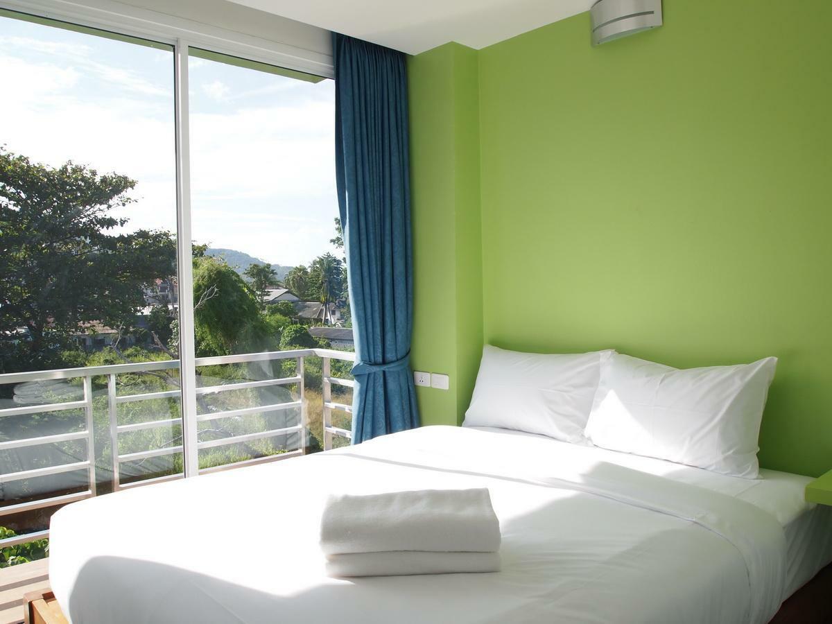 Cheeky Monkey's Samui 3*