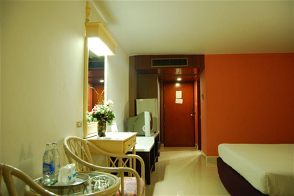 Welcome Plaza 3*