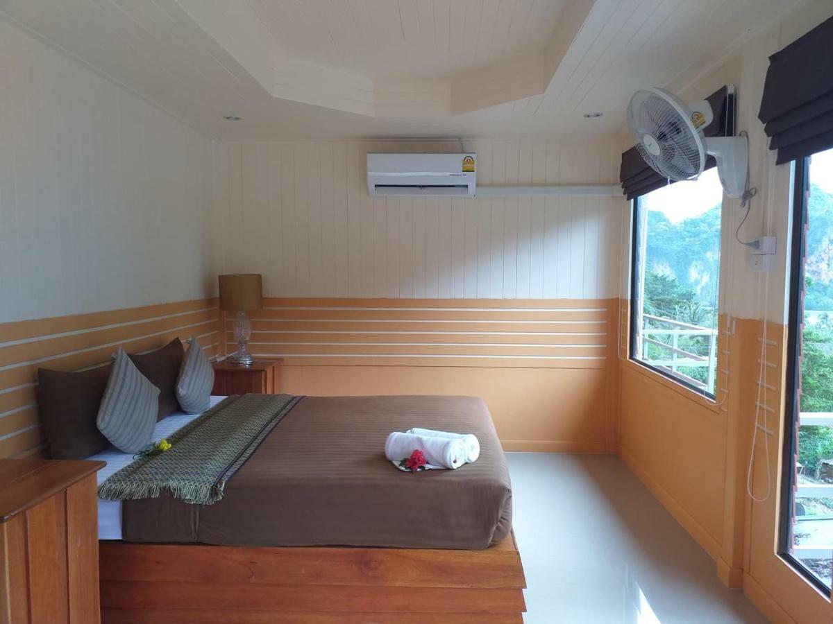 Hilltop Railay Beach