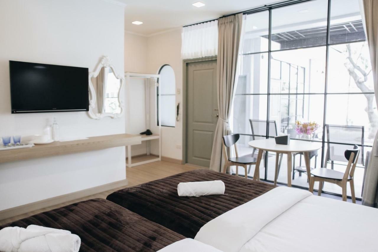 La Riva Boutique Resort 4*