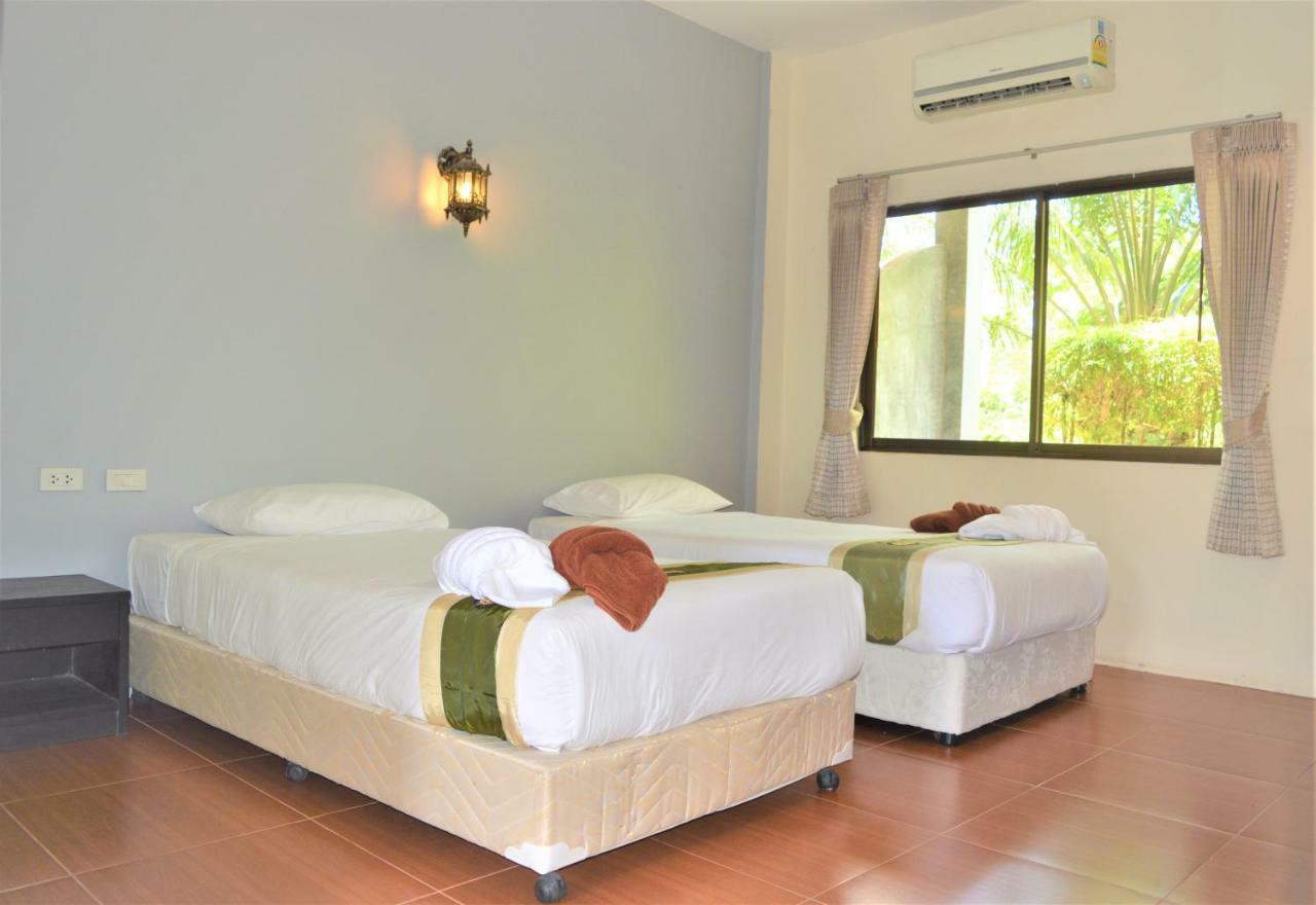 B Square @ 3* Khanom
