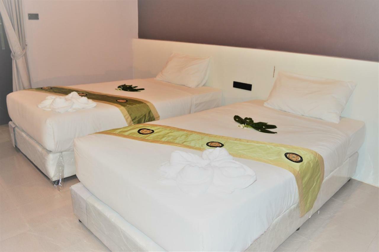 Resort B Square @ 3*