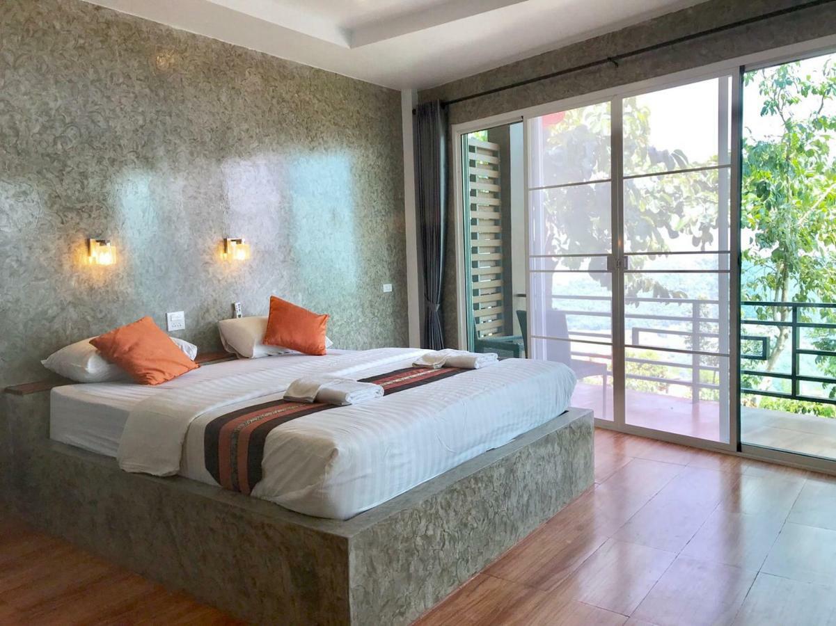 Phumektawan ภูเมฆตะวัน Hotel&restaurant Resort Mae Salong
