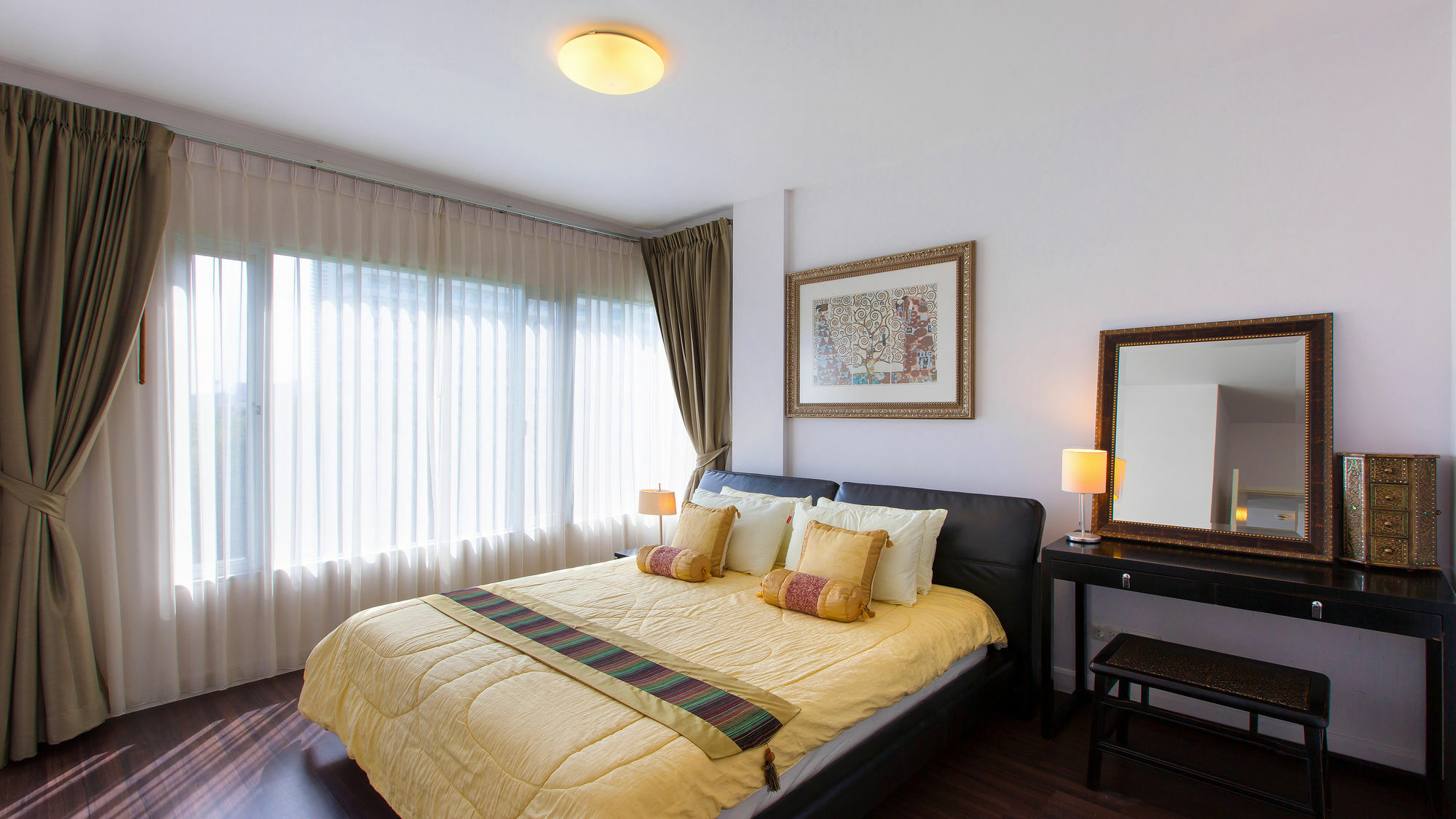 Baan Sanploen Beachfront * Hua Hin